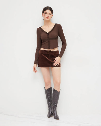 topwear,tops,casual, casual chic,gen z, minimal, summer,knitted, stretchable,ribbed,,brown,solid,contrast fabric, textured,button,skinny fit,crop top,crop,curved hem,v-neck,no straps,set in sleeves,long sleeves, OY2157, 25080019GG