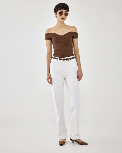 off-shoulder-princess-cut-neck-brown-top-brown-oy1511,25010011GG52,topwear,tops,casual, vacation, outdoor events,bold, glam, minimal, streetwear,knitted,ribbed,brown,solid,skinny fit,fitted,regular,sweetheart neck,sleeveless,Color: Brown
Fabric: Ribbed
Fit: Slim Fit 
Length: Regular
Neck: Off Shoulder
Sleeve: Sleeveless
Print: Solid,OFF SHOULDER PRINCESS CUT NECK BROWN TOP