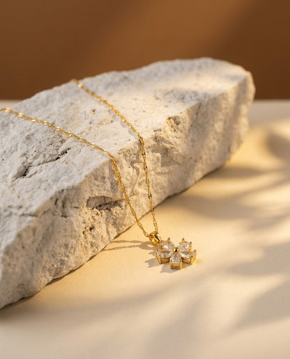 Golden Antitarnish Crystal Bloom Necklace