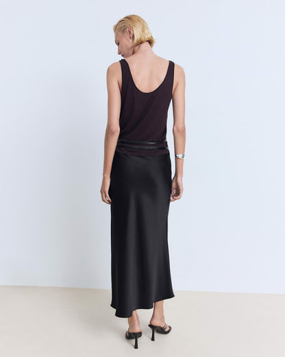 bottomwear,skirts,casual chic, outdoor events, party,glam, summer, urban fit, vintage,woven,satin,black,zipper,skinny fit,a-line skirt,maxi,a-line,mid rise, 25060054GG, OY2082