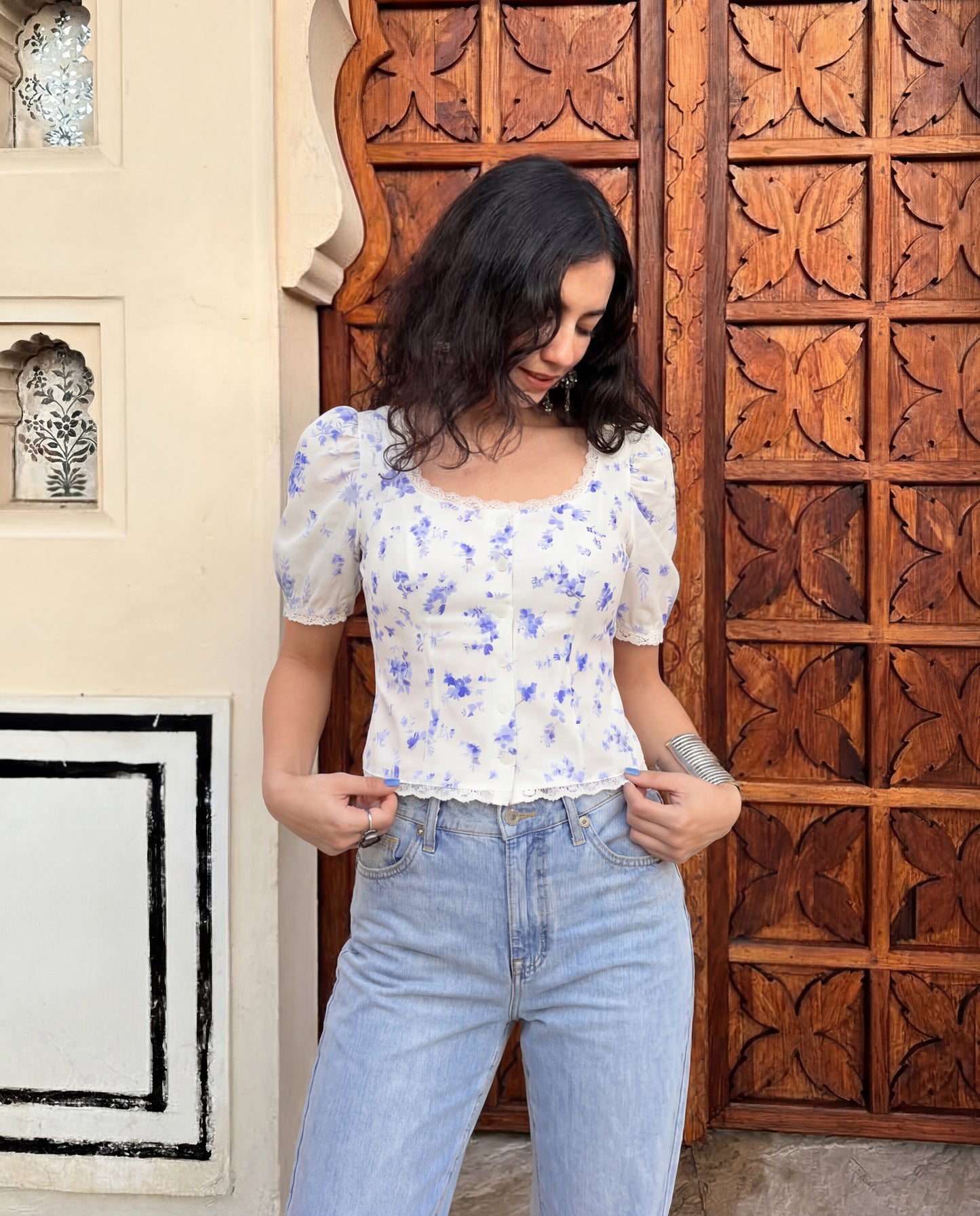 White Florals Lace-Trim Fitted Button-Up Top