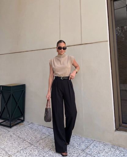 Black Pleated Pants With Belt