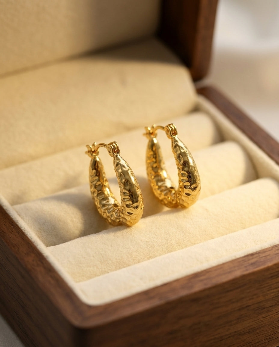 The Terrain Hoop Earrings - Gold