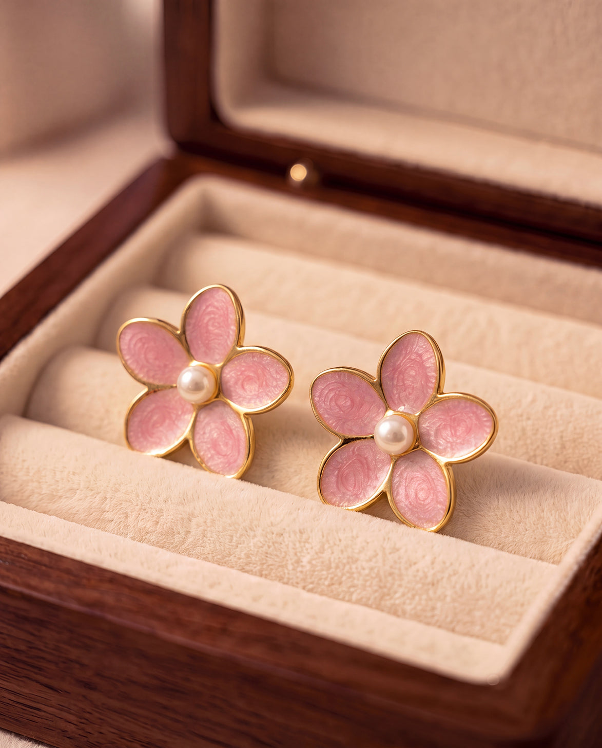 The Petal Stud Anti Tarnish Earrings - Gold
