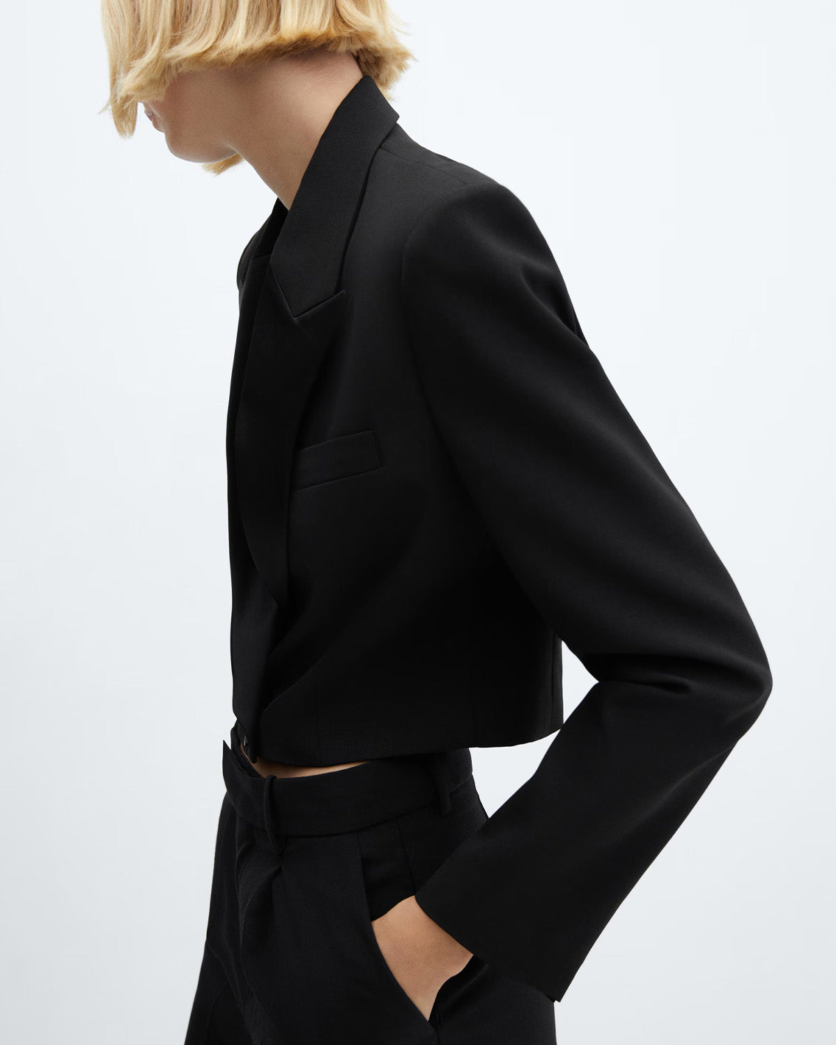coord sets,bottomwear, topwear,formal, semi-formal, minimal, summer, utilitarian,woven,cotton twill,black,solid,buttons,regular fit top,cropped blazer,waist length top,slit hem,lapel collar,no straps,long sleeves,full sleeves,button up,pants,straight pants,full length,straight hem,mid rise waist,no pockets, OY2175, 25080007GG
