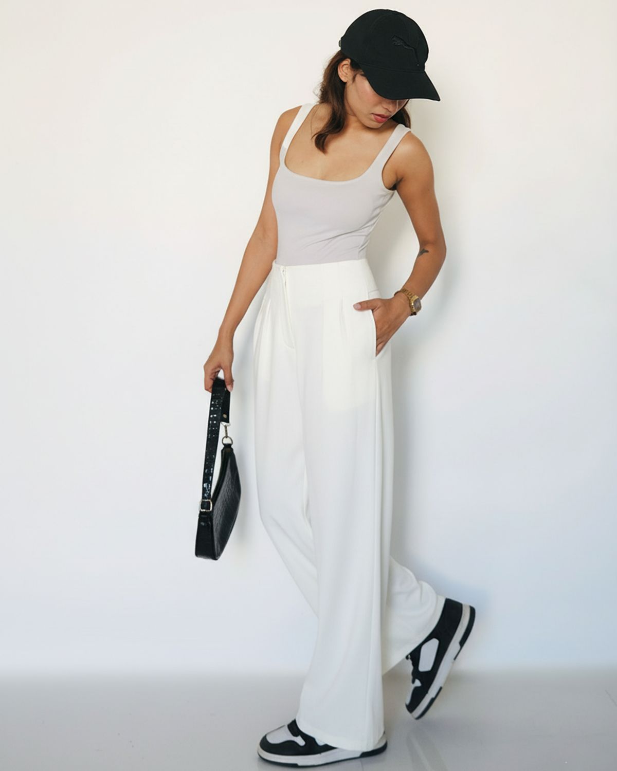 bottomwear,trousers,semi-formal,workwear,stretchable,polyester, spandex,white,pleated,relaxed fit,wide leg,full length,high rise, OY963- white, 25090076GG