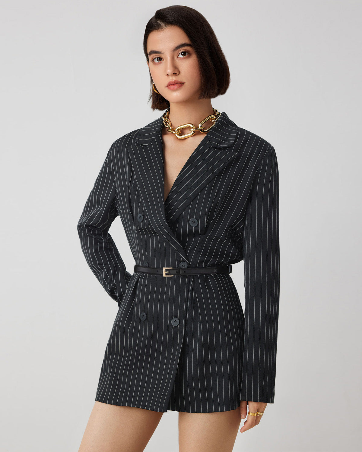 topwear,tops,formal, semi-formal,creative workwear, minimal, summer,woven,polycotton,yarn dyed,black,pinstripes, stripes,pinstripes,button,relaxed fit,blazer,longline,straight hem,notch collar,long sleeves,OY2006, 25060038GG