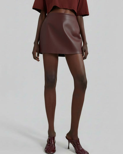 bottomwear,skirts,casual chic, outdoor events, party, vacation,gen z, summer,woven,pu leather,maroon,textured,zipper,a line fit,mini skirt,mini length,straight hem,mid rise, OY2230, 25090057GG