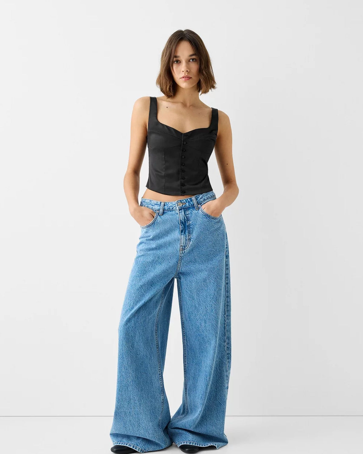 topwear,tops,semi-formal, outdoor events,creative workwear, minimal, sophisticated, summer,woven,satin,black,solid,button,tailored fit,fitted,waist length,diamond neck,shoulder strap,sleeveless, 25040006GG, OY610