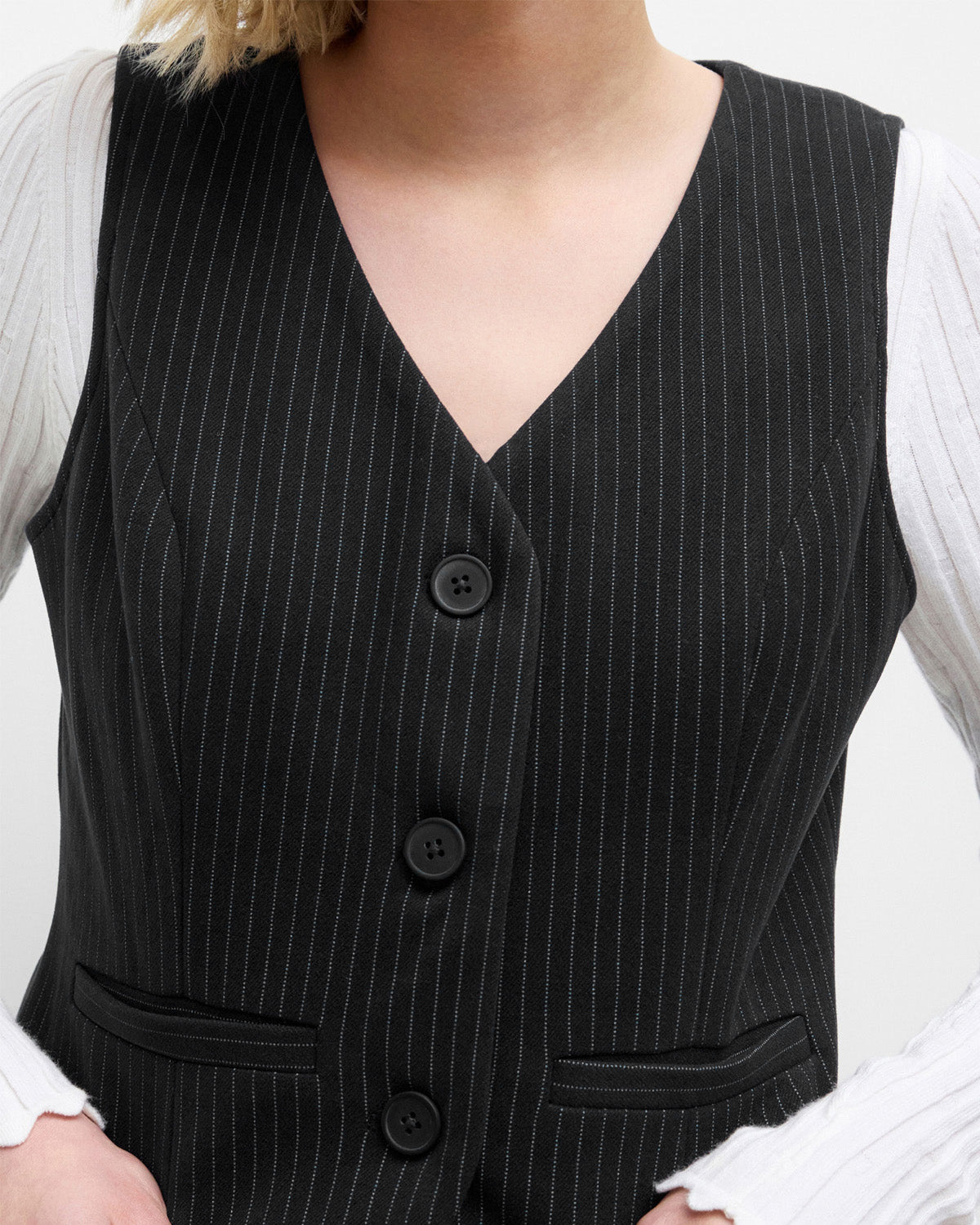 topwear,tops,formal, semi-formal,creative workwear, minimal, summer,woven,polycotton,black,pinstripes, stripes,pinstripes, slit,button,regular fit,vest,waist length,curved hem,v-neck,sleeveless,OY2004, 25060036GG