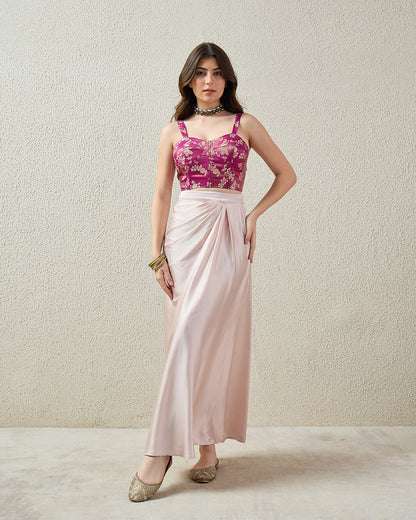 topwear,tops,ethnic, indo-western,ethnic wear, festive wear, indian wear, summer,woven,brocade,banarasi brocade,purple,floral pattern,textured,zipper,skinny fit,crop,crop,straight hem,sweetheart neck,shoulder strap,no sleeves,sleeveless, OY2091 PURPLE, 25070044GG