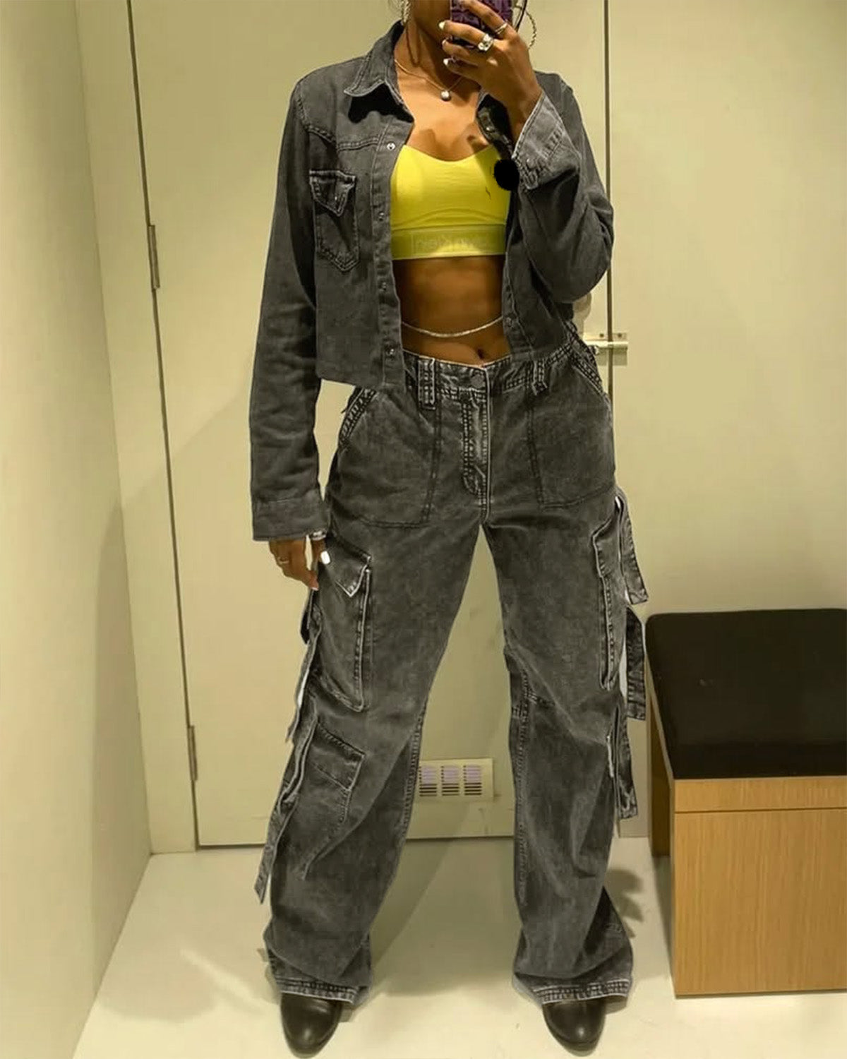 bottomwear,cargos,casual,summer, streetwear, urban fit,woven,denim,washed jeans, washed effect,ash grey,multi pocket, patch pocket, side pockets, utility pocket,straps,baggy fit,wide leg,full length,NA,high rise