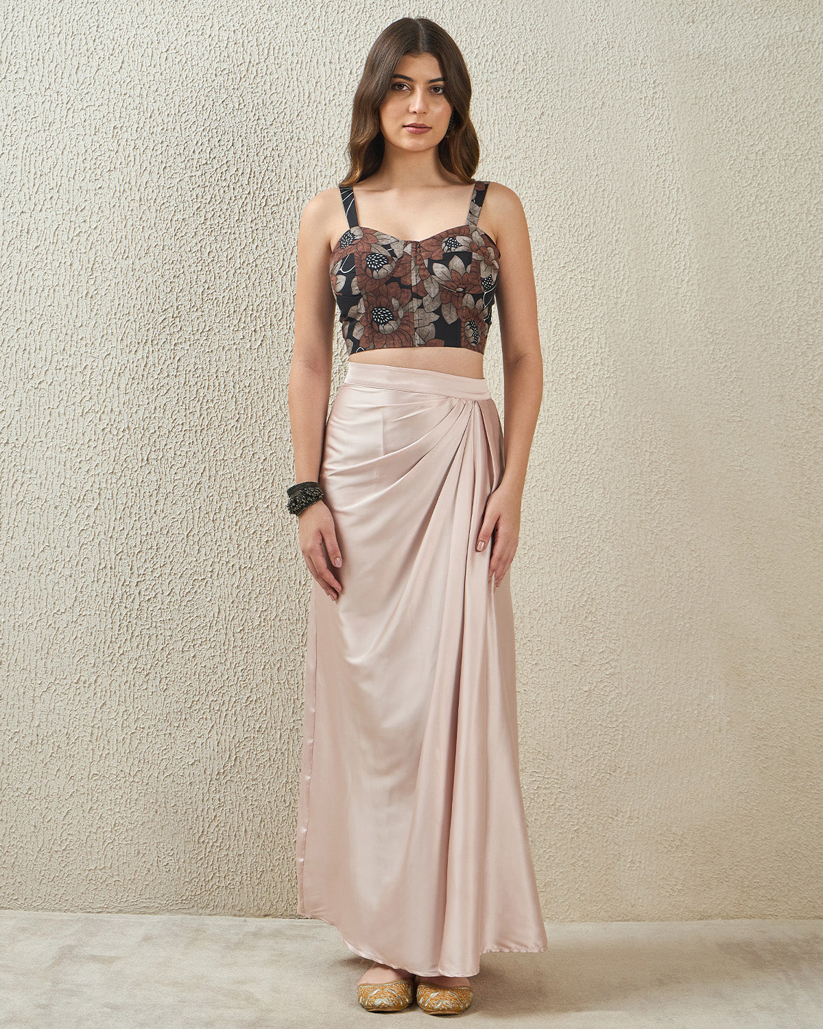 topwear,tops,ethnic, indo-western,ethnic wear, festive wear, indian wear, summer, casual,woven,poly cambric,printed,white,floral print,panelling,zipper,skinny fit,slim fit top,crop length,straight hem,sweetheart neck,shoulder strap,no sleeves,sleeveless, OY3010 BLACK, 25070050GG