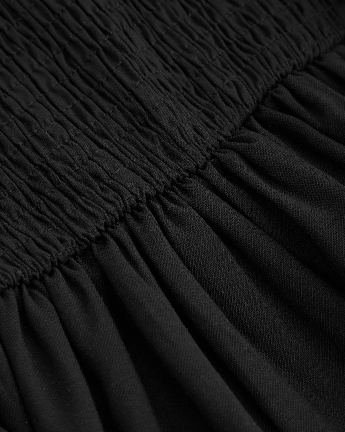 topwear,tops,casual, vacation, outdoor events,minimal, sophisticated, summer,woven,cotton twill,black,solid,pleated,tailored fit,fit and flare,waist length,straight hem,cami neck,spaghetti strap,sleeveless	OY1919, 25060024GG