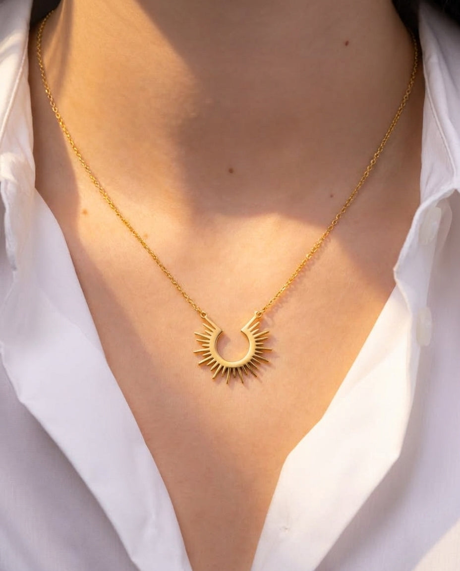 The Sunrise Arc Anti Tarnish Necklace - Gold