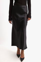 bottomwear,skirts,casual chic, outdoor events, party,glam, summer, urban fit, vintage,woven,satin,black,zipper,skinny fit,a-line skirt,maxi,a-line,mid rise	25060054GG, OY2082