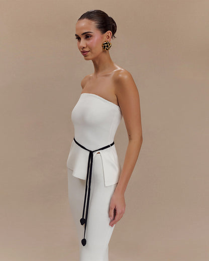 coord sets,bottomwear, topwear,casual chic, vacation, outdoor events,bold, minimal, summer, streetwear, utilitarian,knitted,ribbed,white,solid,slit,drawstring,skinny fit top,bandeau,waist length top,slit hem,off shoulder,no straps,no sleeves,no sleeves,skirts,Pencil Skirt,full length,straight hem,mid rise waist,no pockets, OY2176, 25080008GG