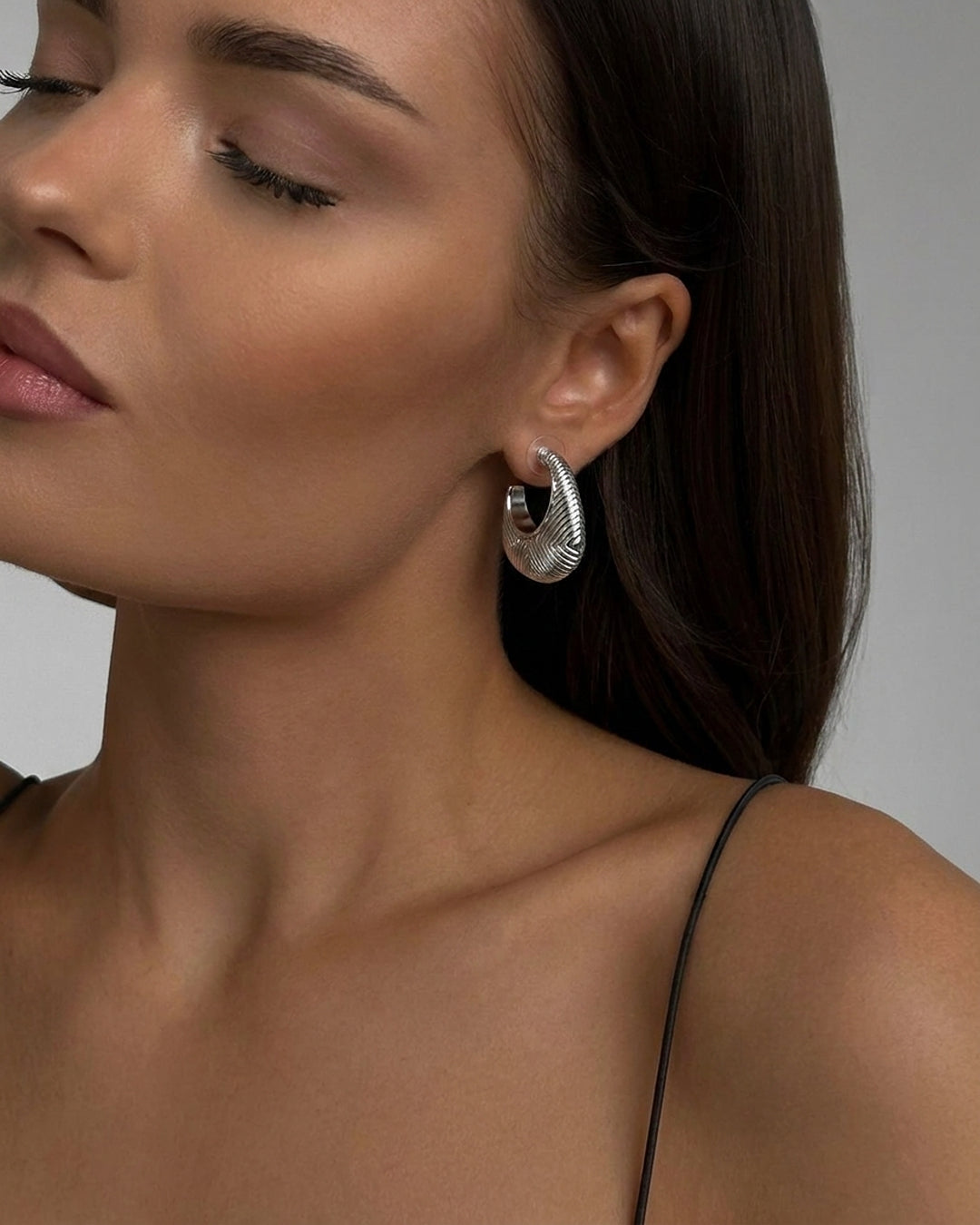 Trendy hoop earrings online at best prices