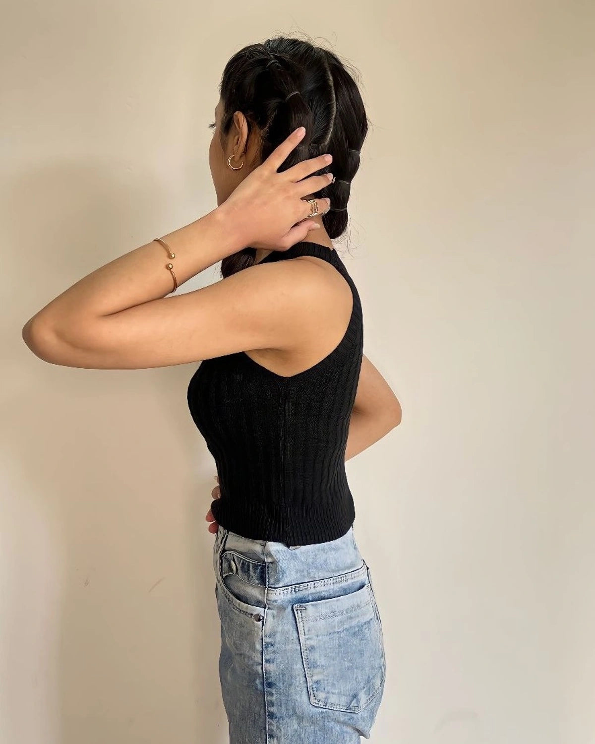 HALTER NECK KNITTED TOP,black, casual, cotton, halter neck, knitted, regular, sleeveless, slim fit, solid, streetwear, summer, tank tops, textured, tops, topwear,halter-neck-knitted-crop-top-black,Neck - Halter neckSleeve - SleevelessFit - Slim fitPrint/Pattern - RibbedColor - BlackMaterial - Knit Detail - Knitted topSize - Waist (26-28), Bust (30-32)