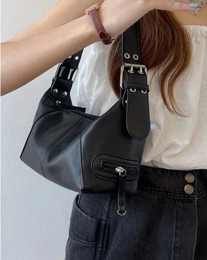 HOBO SHOULDER BAG,bags, baguette, hobo, PU leather, shoulder bag,hobos-shoulder-bag-black-1,Style - HoboType - Shoulder BagColours - BlackMaterial - PU Leather