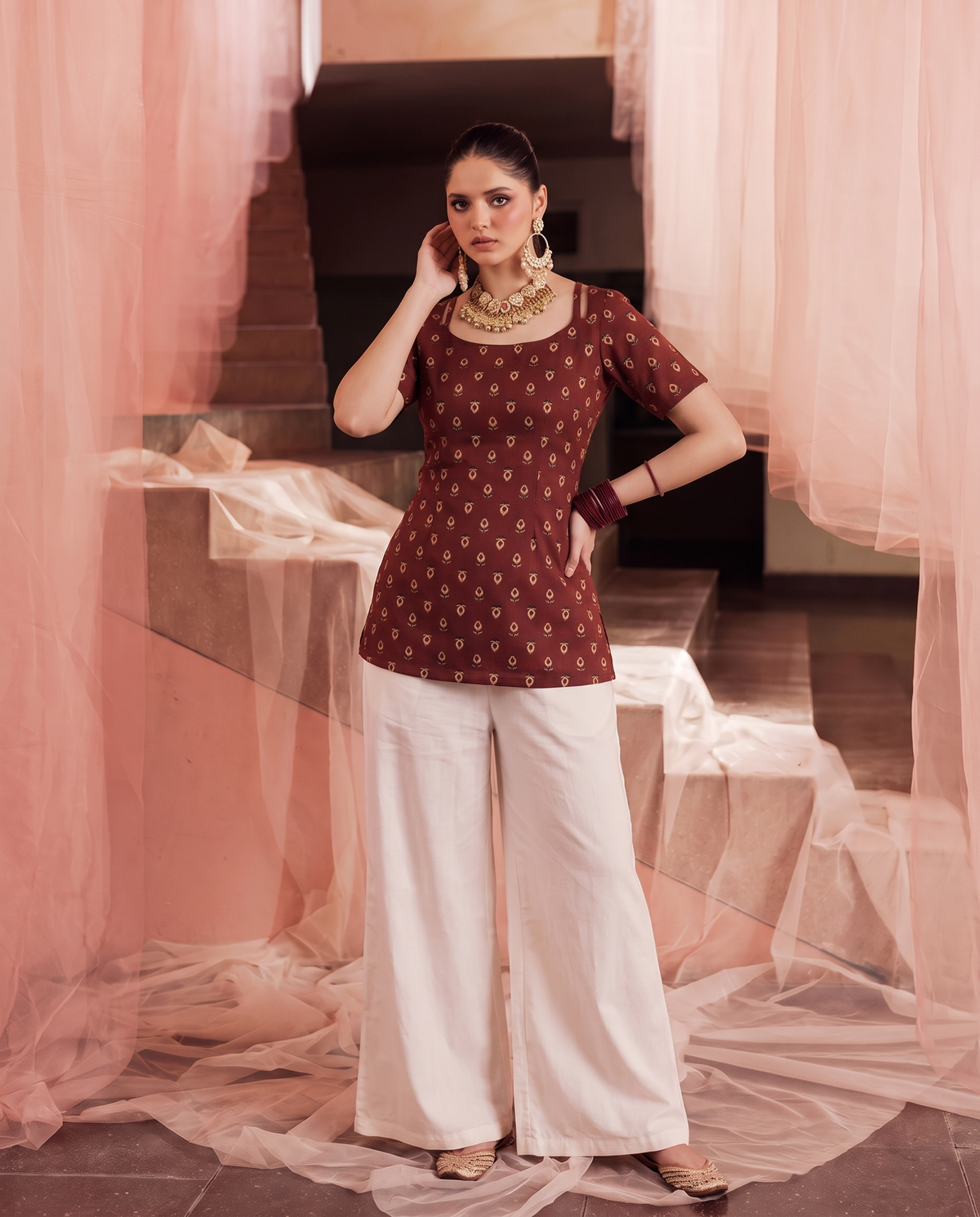 Kesar Halter Neck Corset Kurti
