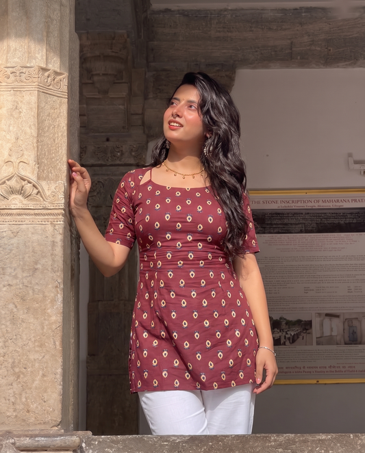 Kesar Halter Neck Corset Kurti