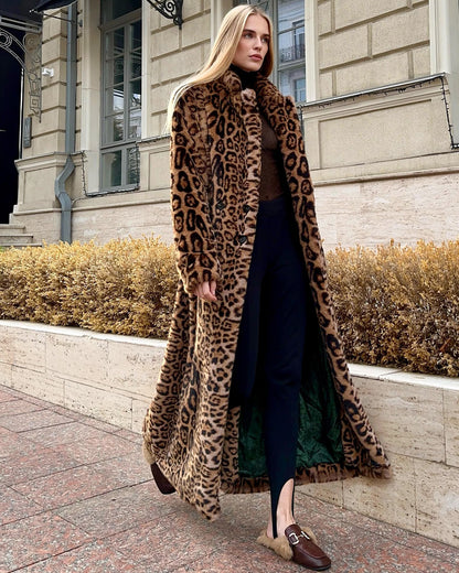 Vintage Leopard Print Fur Coat with Fur Belt
