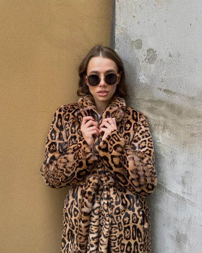 outer wear,coats,casual, outdoors,streetwear, winter wear,woven,fur,printed,multi colored,leopard print,textured,relaxed fit,trench coat,longline,straight,lapel collar,set in sleeve,long sleeves,welt in pocket, OY2253, 25090063GG 