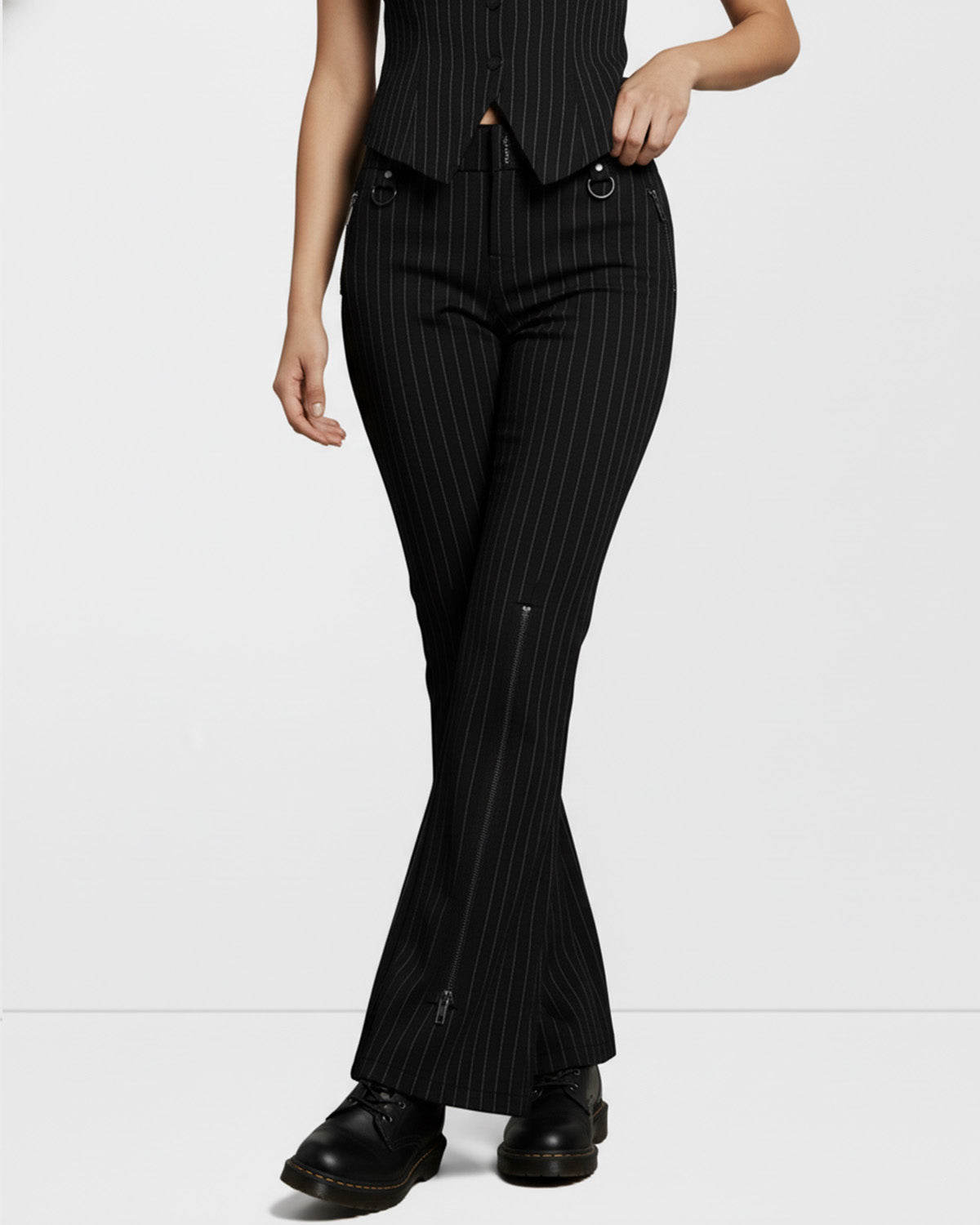 topwear,tops,casual, semi-formal,bold, glam,streetwear,woven,polycotton,black,pinstripes,contrast,tailored fit,bandeau,regular,slit hem,off shoulder,sleeveless, bottomwear,pants,casual,streetwear,woven,polly cotton,black,zipper pocket,zipper,straight fit,flared,full length,high rise, 25010048BU