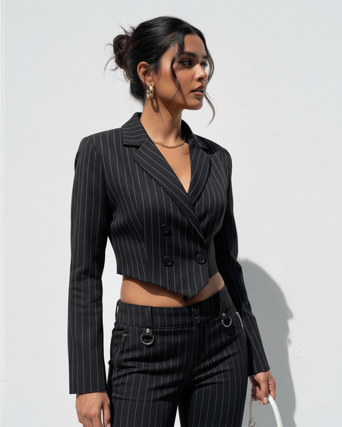 outer wear,blazer,formal, semi-formal,minimal,woven,poly cotton,black,pinstripes,button,tailored fit,cropped blazer,regular,curved,notch collar,long sleeves, bottomwear,pants,casual,streetwear,woven,polly cotton,black,zipper pocket,zipper,straight fit,flared,full length,high rise, 25010047BU