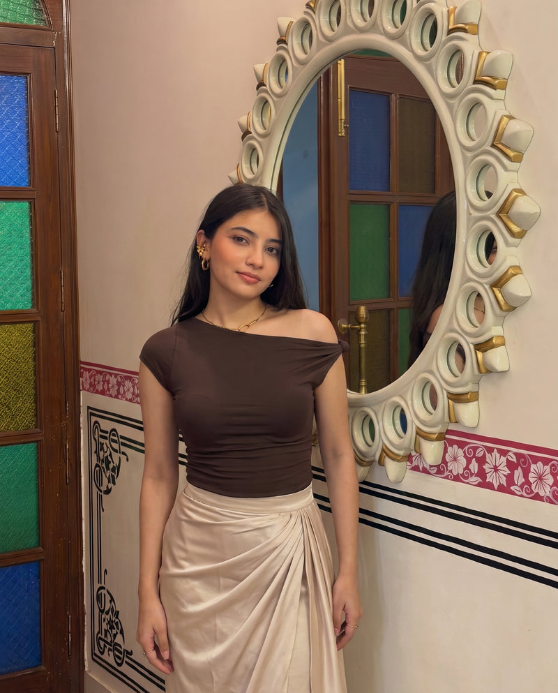 Asymmetric Offshoulder Top - Brown