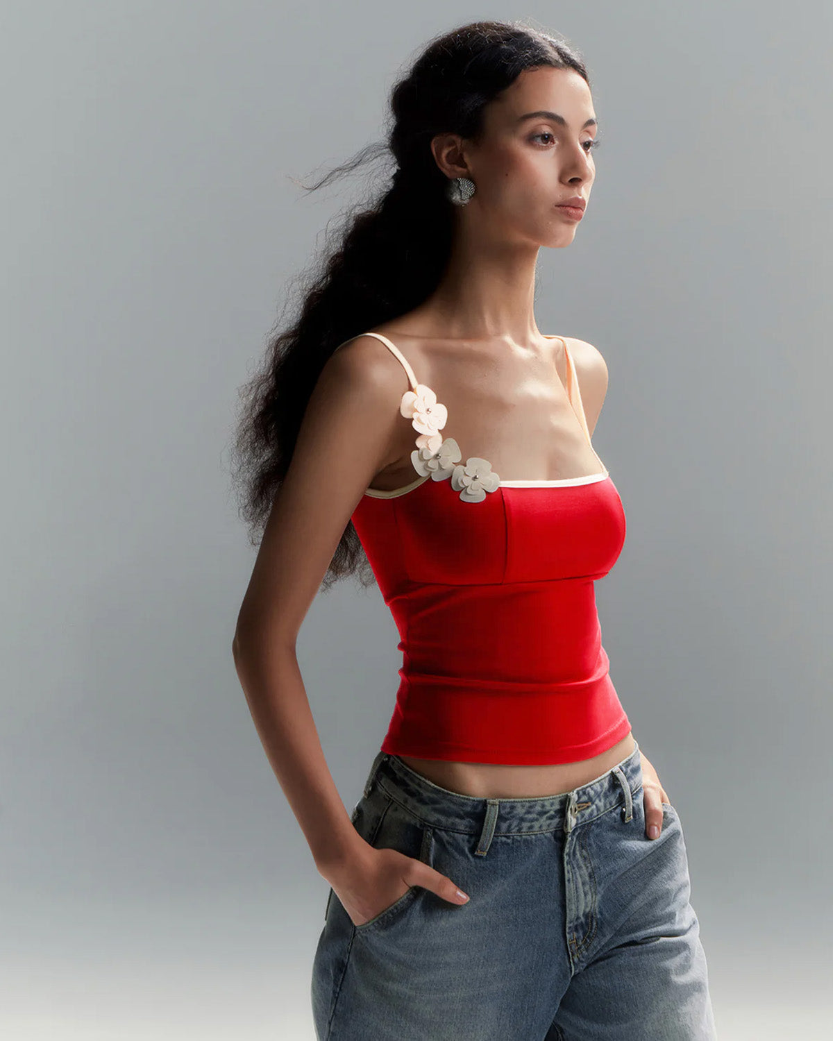 topwear,tops,casual, casual chic,millenial,knitted, stretchable, woven,polyester, spandex,red,solid,contrast,slim fit,crop top,crop,straight hem,cami neck,shoulder strap,no sleeves,sleeveless	OY3117, 25110016GG
